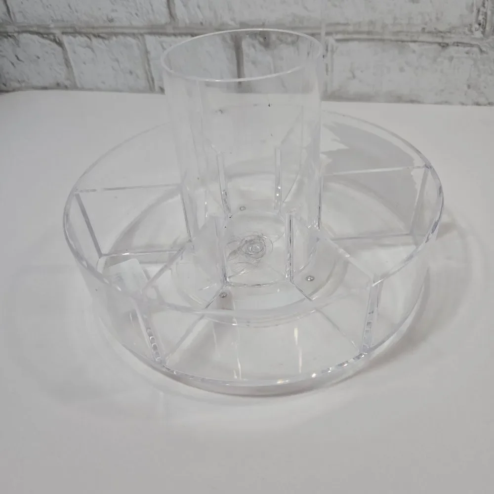 Circle, moveable makeup holder